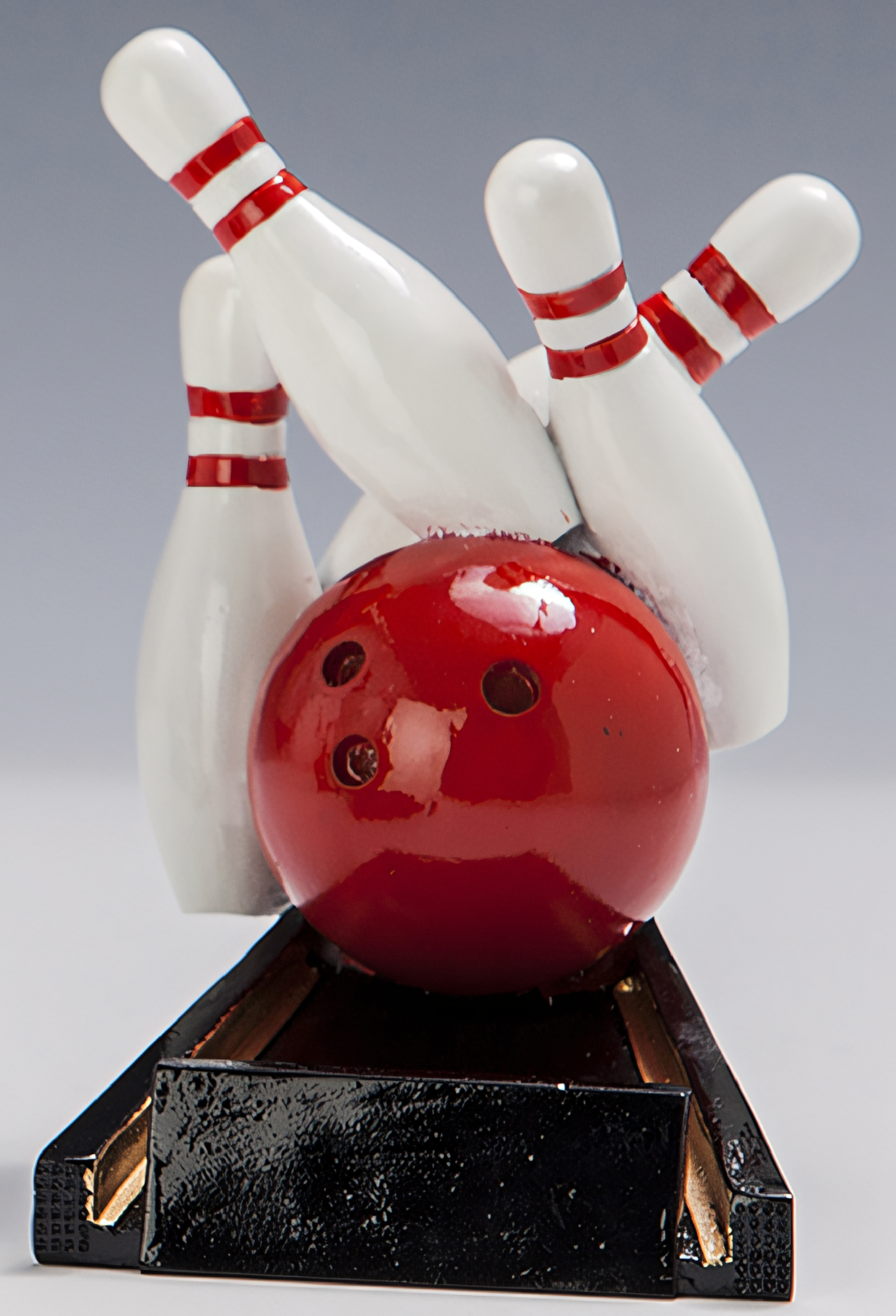 Trophäe Alfons 11 cm Rot-Weiß